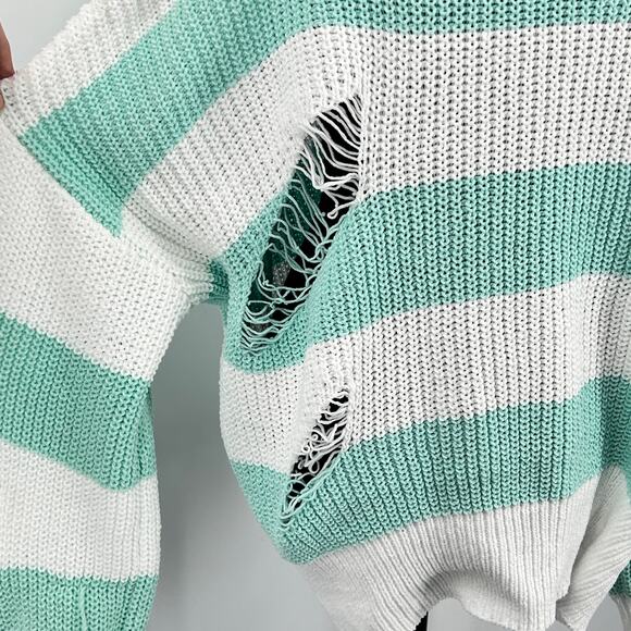 Oversized Distressed Chunky Knit Sweater Women’s XL Striped Green White NWT - Picture 6 of 9